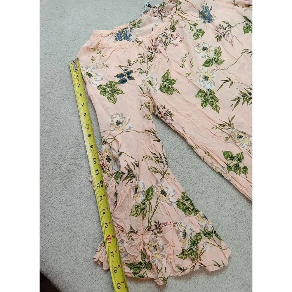 Fever Peach Floral Sheer Bell Sleeve And Hem Perforated Detail Boho Top Womens M